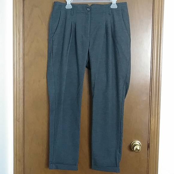 🆕H&M grey pants - Picture 1 of 9